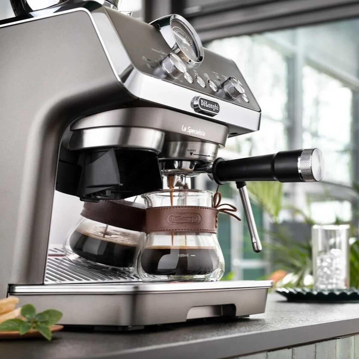 DeLonghi EC9255.M Eszpresszó automata tejhabosító 8 fokozatú kávédaráló 1,7 L víztartály 15 bar 2 csésze #6
