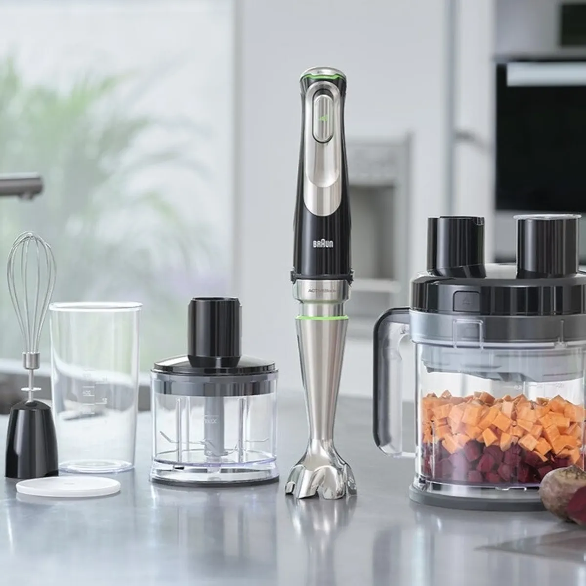 Braun MQ9195XLI MultiQuick 9 botmixer 1200 W 2 L edénykapacitás 0,5 L aprító 0,6 L csőröspohár rozsdamentes acél penge #5