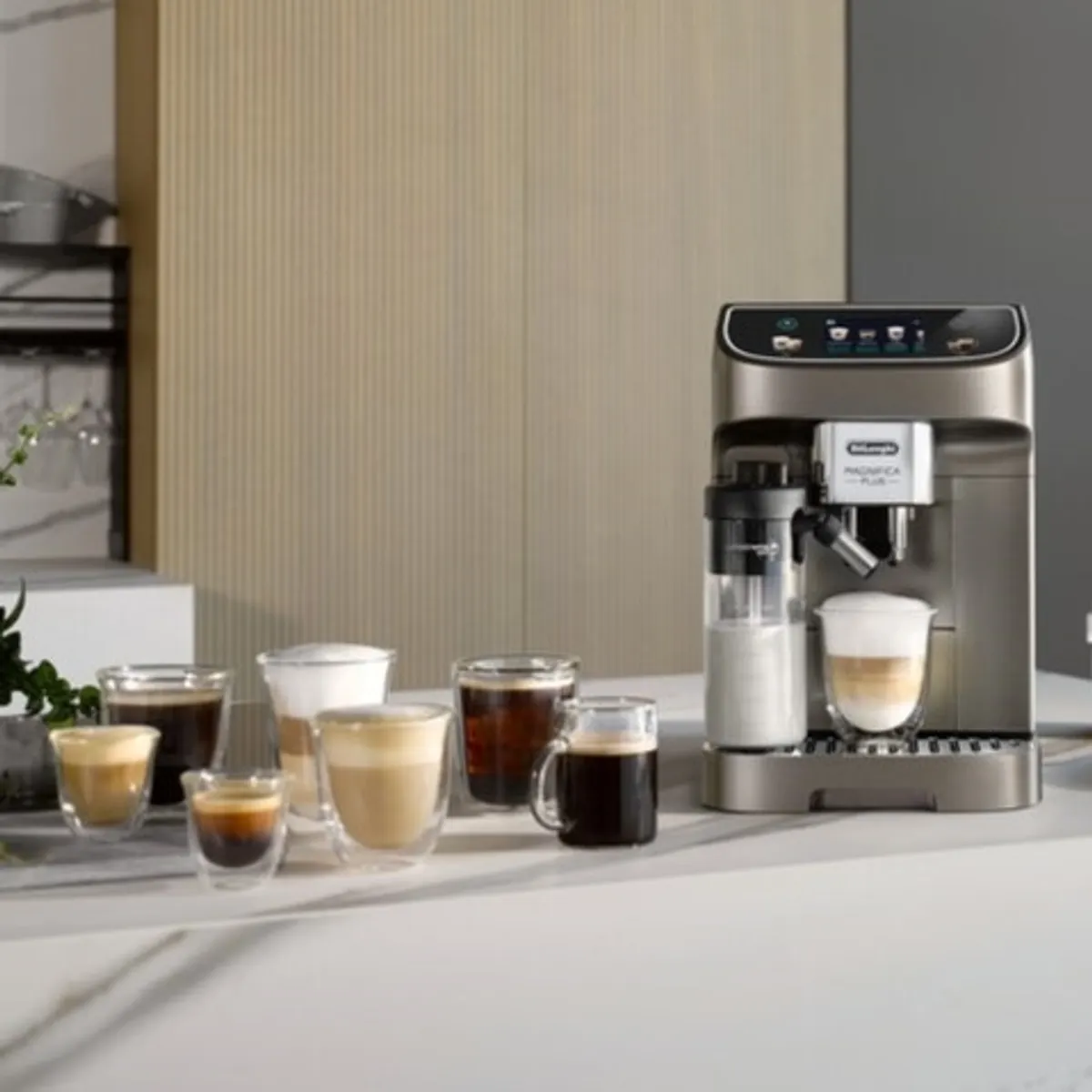 DeLonghi ECAM320.70.TB Magnifica Plus 3,5" érintőképernyő LatteCrema Hot 18 program 19 L víztartály #6